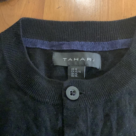 Tahari (XL) - Picture 2 of 12